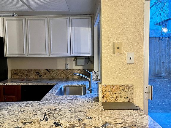 4th image of 2804 Nova Dr #1