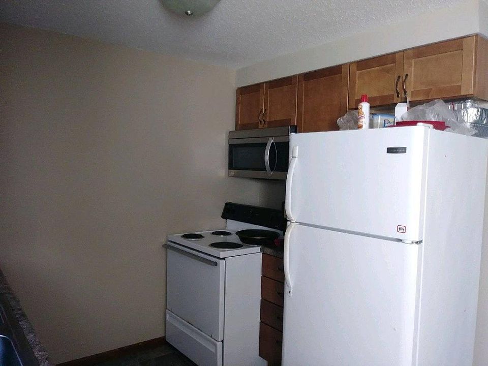 2nd image of 1903 Continental Dr APT 1