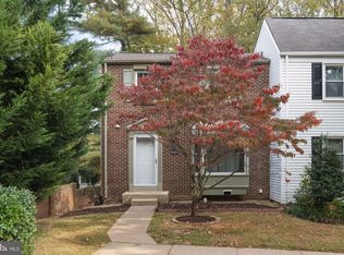 2901 Everleigh Way, Fairfax, VA 22031