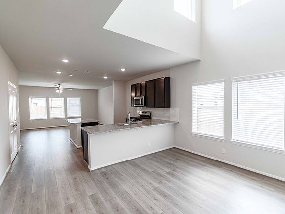 4th image of 22223 Rome Breeze Dr