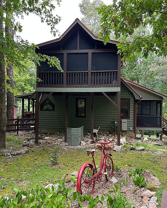 2nd image of 170 Herbert Dr