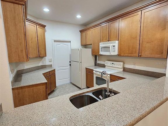 4th image of 3270 Villa Strada Way #1