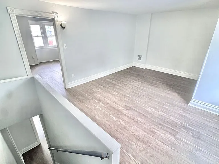 1410 W Turner St — Photo 12