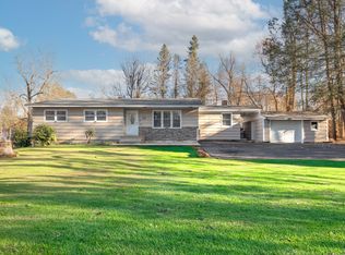 17 Mountain View Ter, New Milford, CT