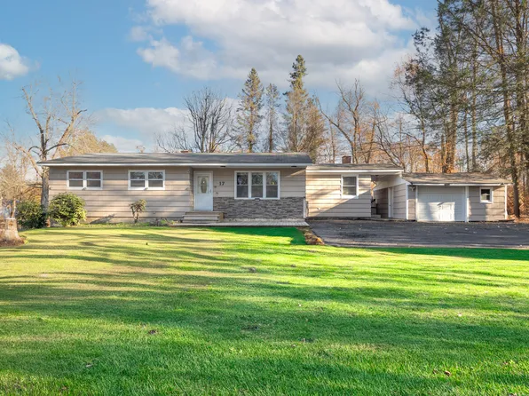 17 Mountain View Terrace, New Milford, CT 06776