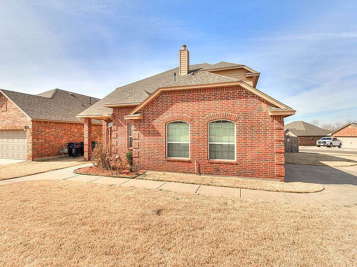 7525 Meadow Lake Dr, Yukon, OK 73099 Zillow
