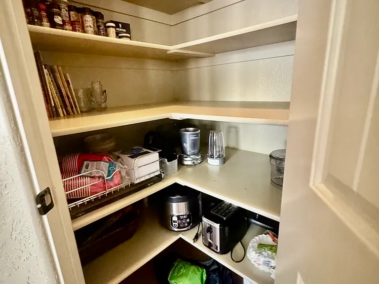 3369 S 1100 W — Photo 31