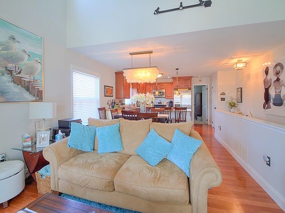 5th image of 125 51st St #West