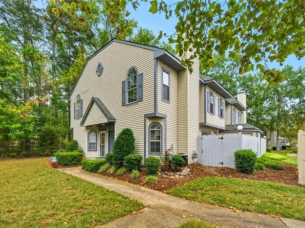 1625 Lucia Ct, Virginia Beach, VA 23455