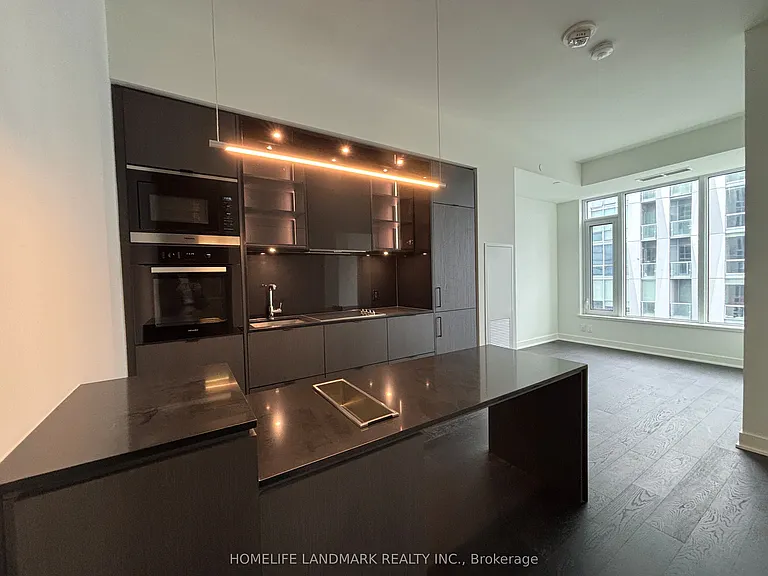 11 Yorkville Ave #5006 — Photo 5