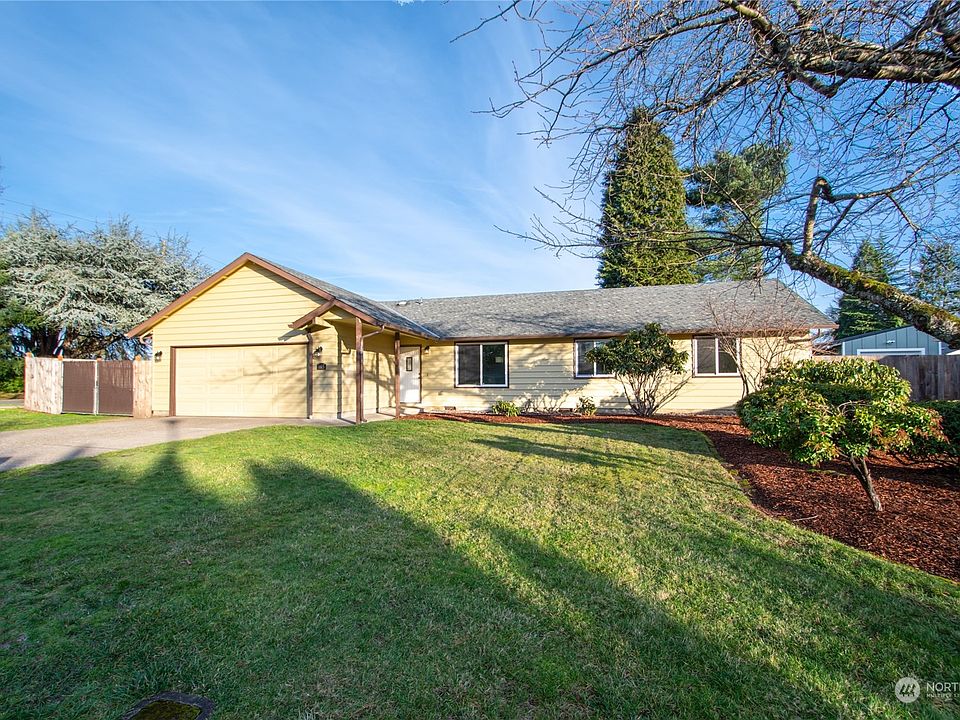 1st image of 805 NE 117th Avenue