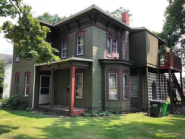 1st image of 631 High St