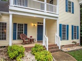 2403 Grey Oak Dr, North Chesterfield, VA 23236