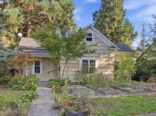 716 F St, Springfield, OR 97477