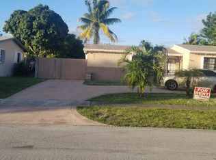 1221 NW 188th Ter, Miami Gardens, FL 33169