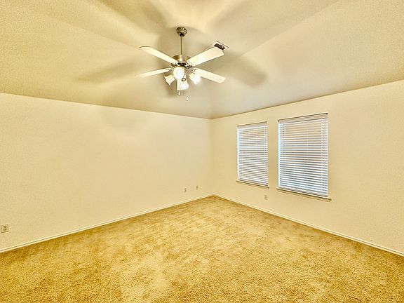 5th image of 2751 Furlong Dr