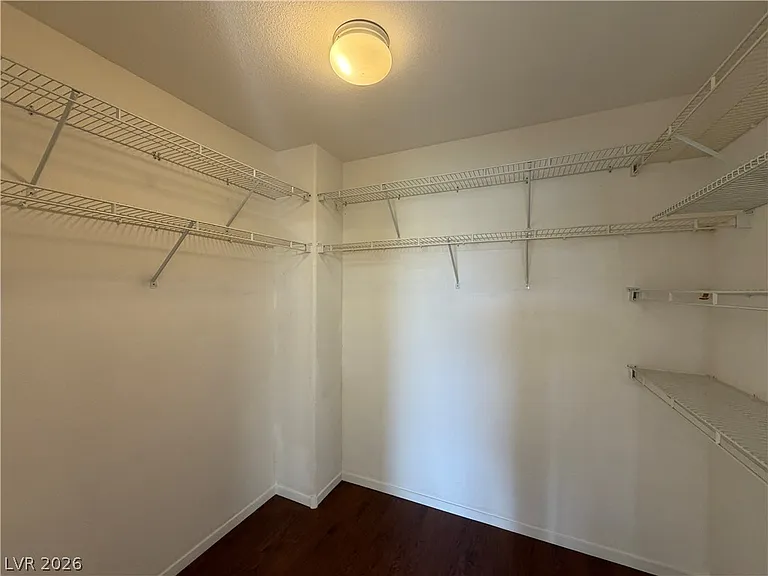 10115 Capistrello Ave — Photo 24
