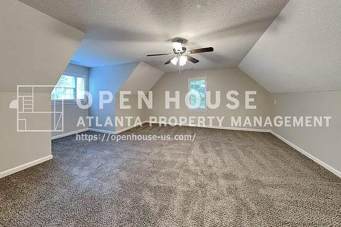 328 Abbington Ln — Photo 16