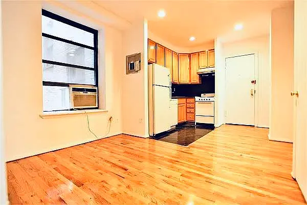 Rented by Metropolitan Property Group | media 22