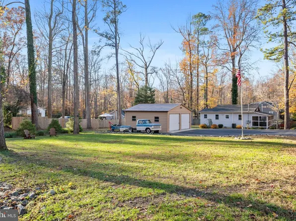 6015 Poplar Rd, Saint Leonard, MD 20685