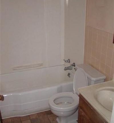 5th image of 14204 Leroy Ave