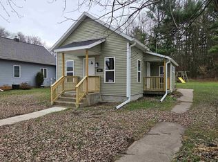 207 La Valle St, La Valle, WI 53941