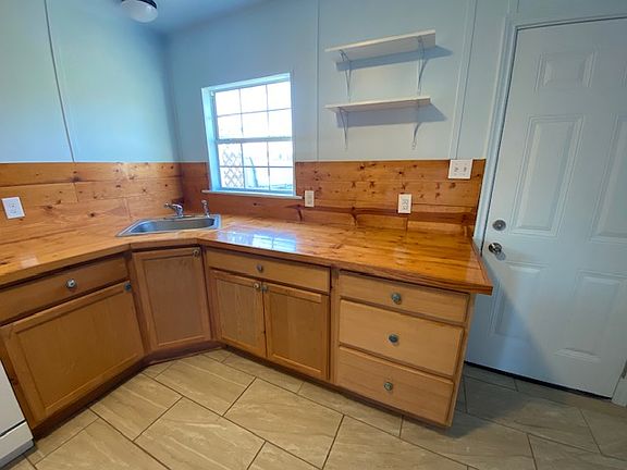 Kitchen 3
