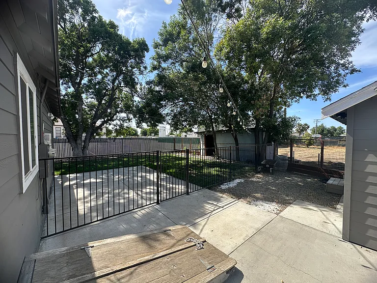 W Grant Line Rd — Photo 29