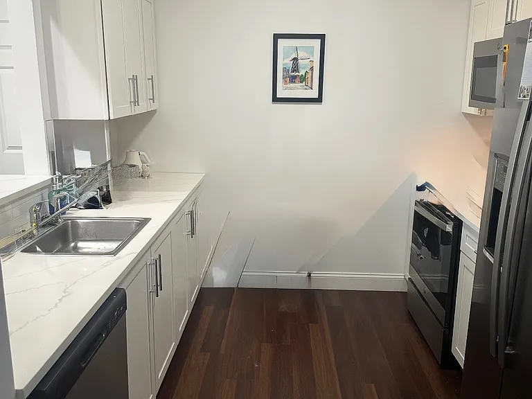 3100 Bergenline Ave #306 — Photo 2