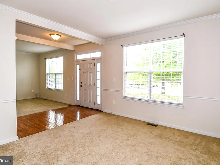 3082 American Eagle Blvd — Photo 4
