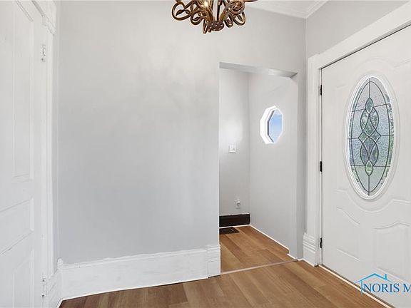 4th image of 308 Crittenden Ave