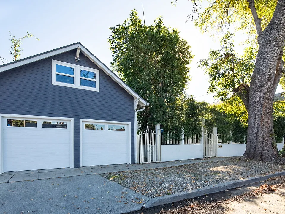 1606 Myra Ave