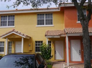 6735 Sienna Club Dr, Lauderhill, FL 33319