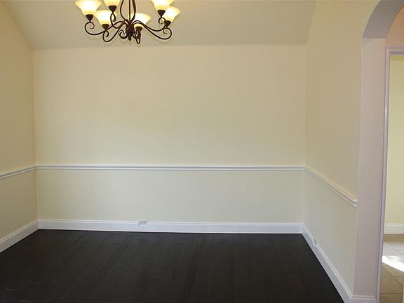 3rd image of 4801 Culberson Ct