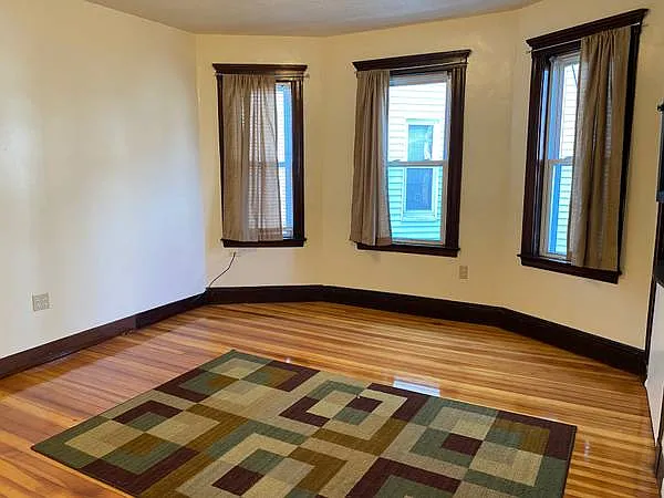 Building Photo - 3985 Washington St #1