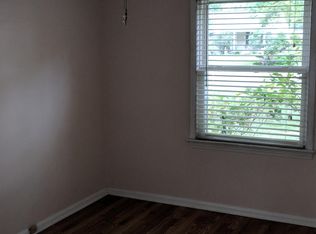 1118 Eastwood Ave, Mayfield Heights, OH 44124