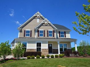 150 N Bend Way, Elgin, IL 60124