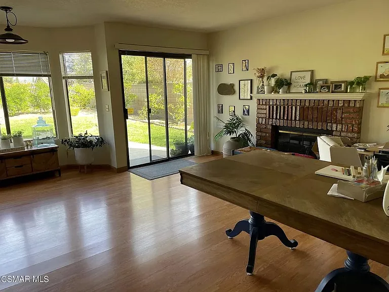 Spacious family room - staged - with outside views