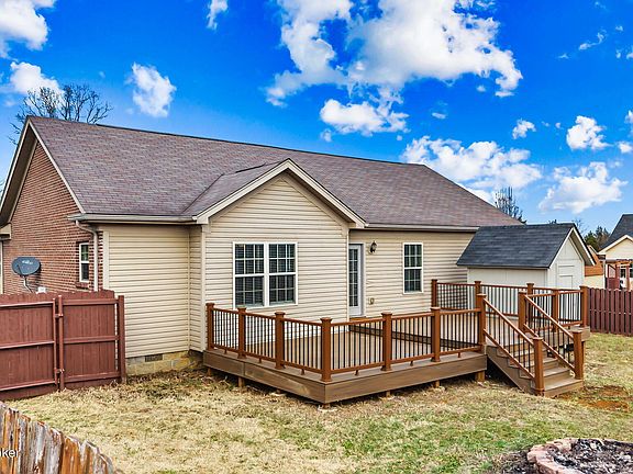 5th image of 514 Hill Terrace Dr