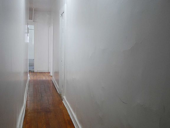 2nd image of 2067 Vyse Ave #20