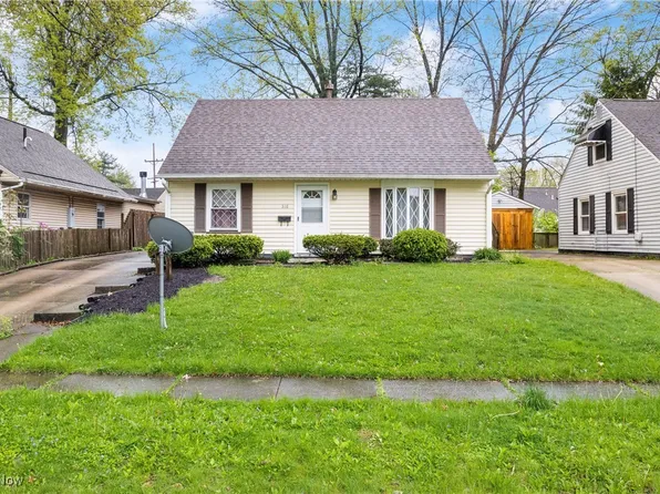 318 Morrison Ave, Cuyahoga Falls, OH 44221