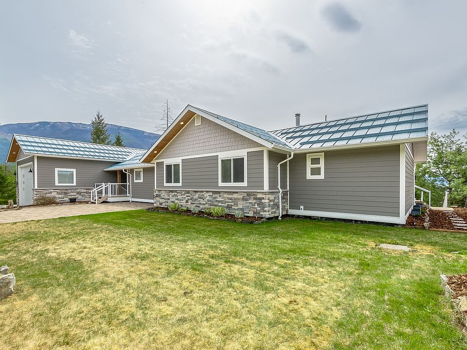 1st image of 3525 Enderby Mabel Lake Rd #1