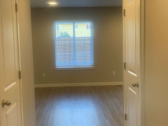 2nd image of 7410 NE 136th Ave