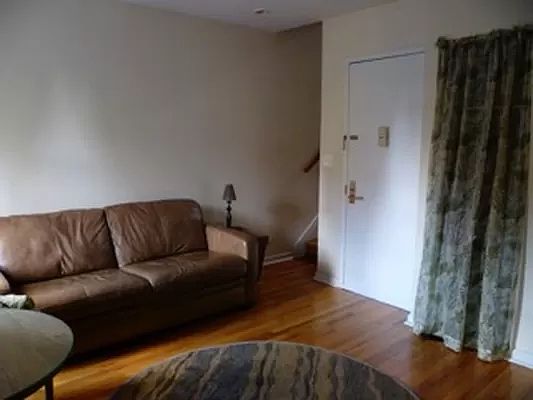 5th image of 328 E 120th St APT 3
