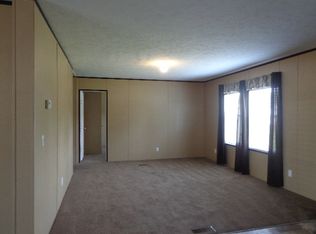 8003 Harbour Dr, Ira, MI 48023