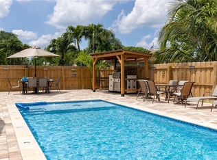 9667 Sandalfoot Blvd, Boca Raton, FL 33428