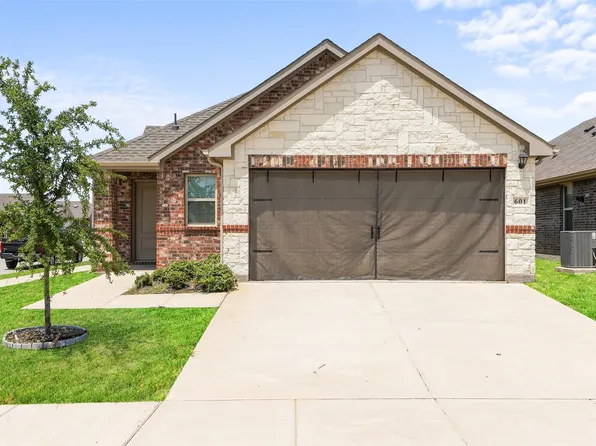 601 Nature Stroll Rd, Lavon, TX 75166