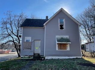 975 W Cerro Gordo St, Decatur, IL 62522