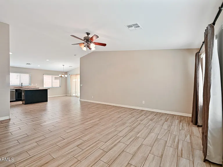 2209 E Hazeltine Way — Photo 11