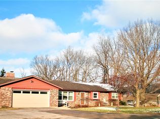 515 W Lemon Creek Rd, Baroda, MI 49101